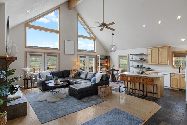 Building Photo - 4801 Conifer Dr
