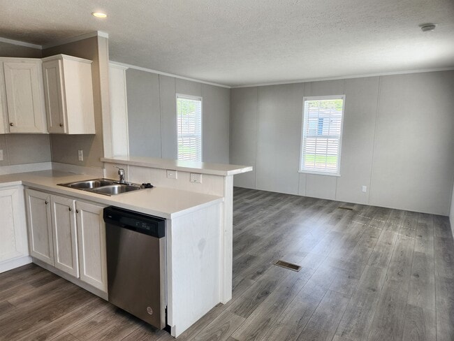 Building Photo - 85 W Arizona