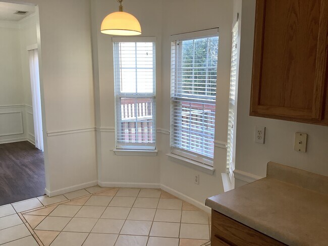 Building Photo - 214 Long Creek Pky