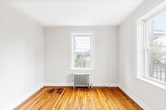 Foto del edificio - 33 Franklin Pl