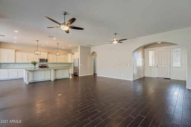 Building Photo - 22442 E Pecan Ln