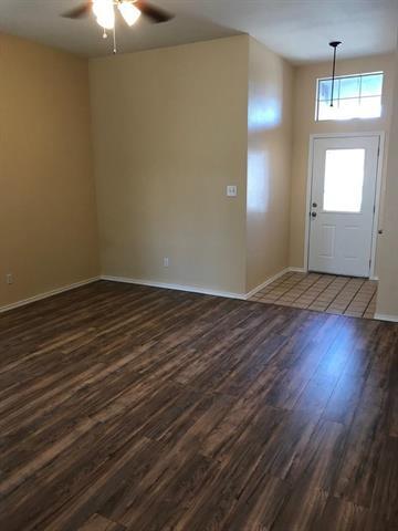 Foto del edificio - 4101 Karen Dr