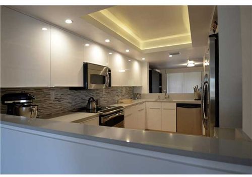 Foto del edificio - 141 SW 96th Ter