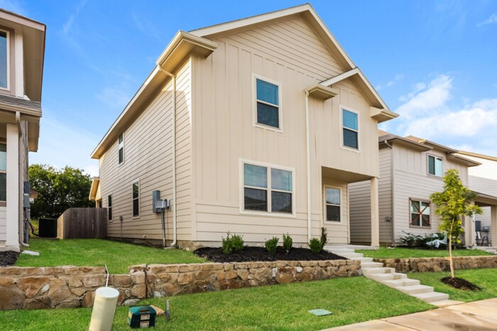 Primary Photo - 5544 Willamette Dr