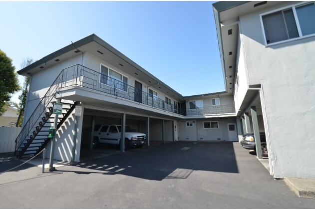 Foto del edificio - Middlefield Court