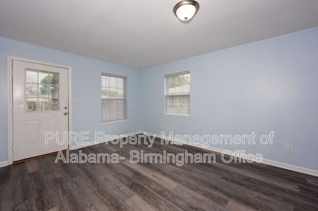 Foto del edificio - 621 Bell Ave