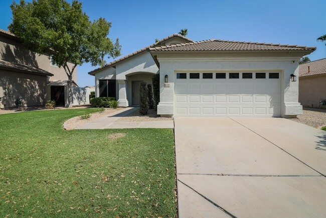 Foto del edificio - Beautiful Waterfront Home in Ocotillo Lakes