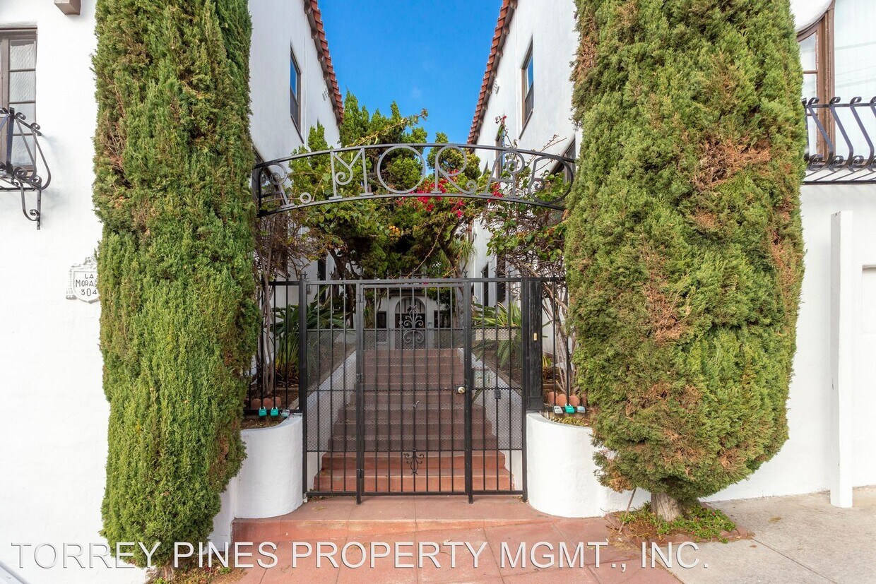 Foto principal - 304 W Ivy St