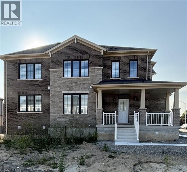 Building Photo - 78 Granville Cres