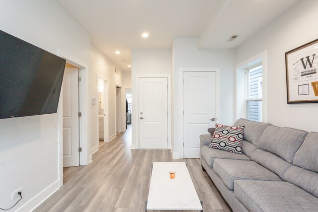 Foto del edificio - 3143 N Monticello Ave