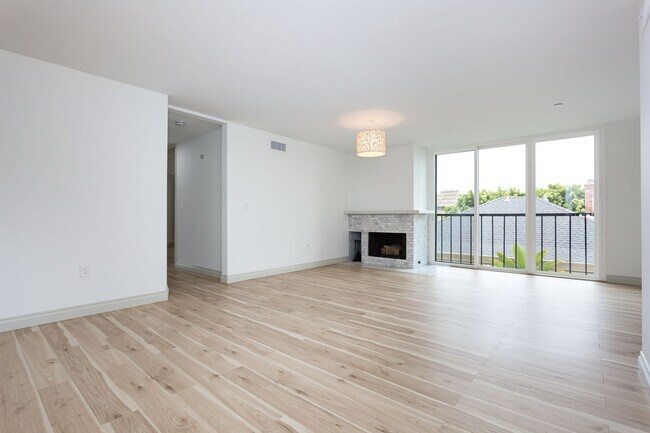 Foto del edificio - Trendy Hillcrest Condo