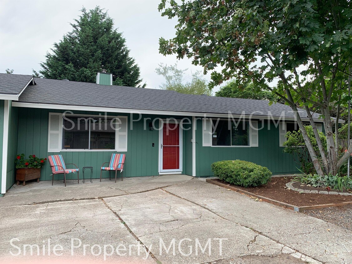 Primary Photo - 3819 SE 130th Ave