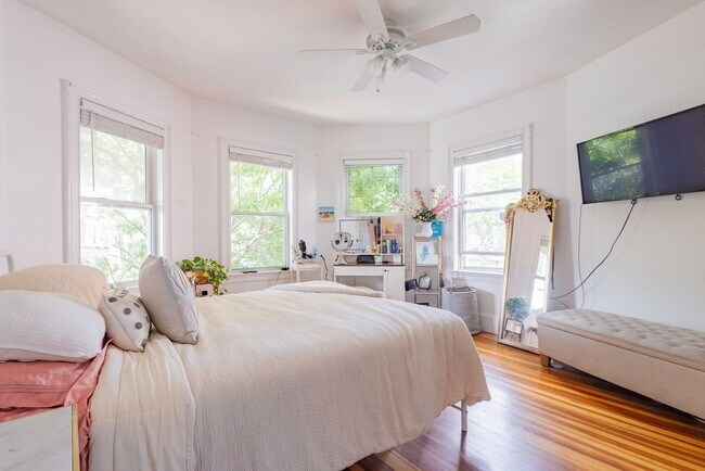 Photo - 30 Edison Green Apartment