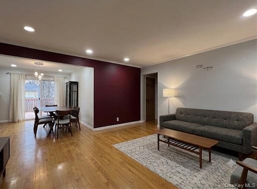 Foto del edificio - 694 Blackstone Ave