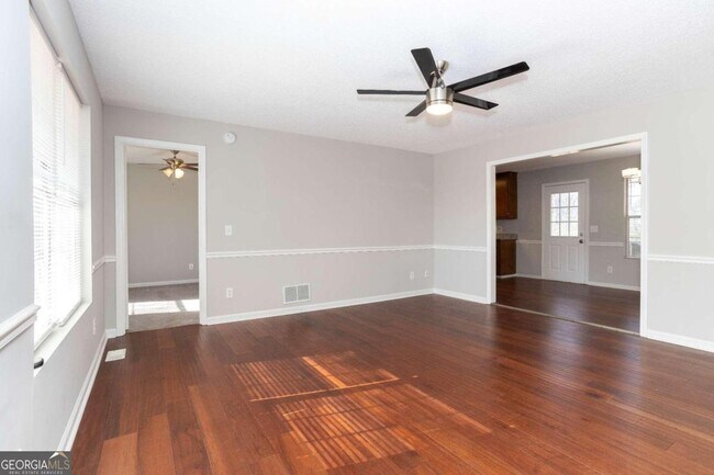 Foto del edificio - 113 Evergreen Trail SE