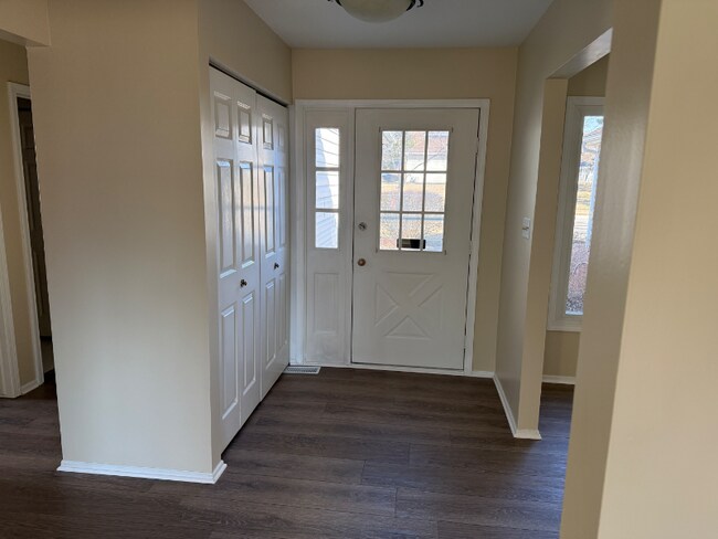 Foto del edificio - 1431 Brookwood Cir