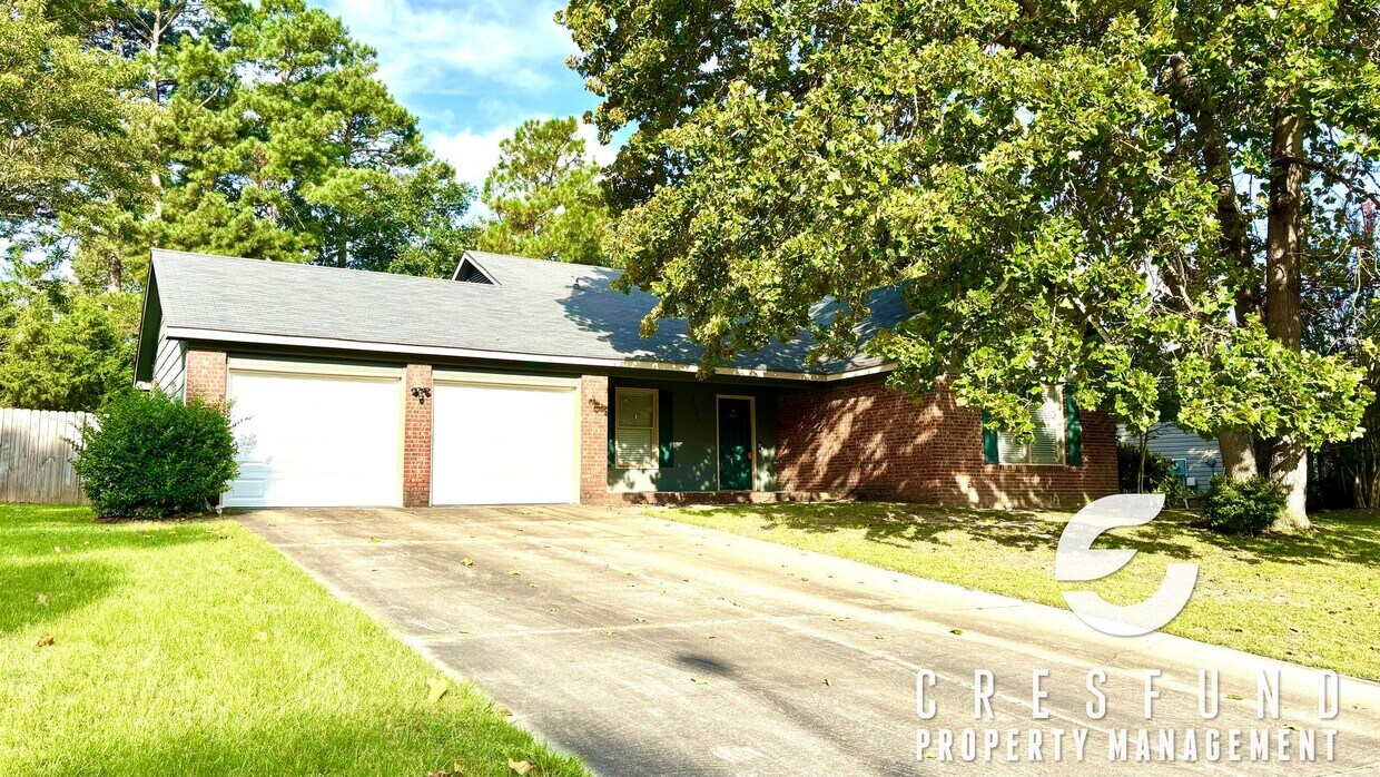 Primary Photo - Beautifully Updated 3 Bedroom, 2 Bathroom ...