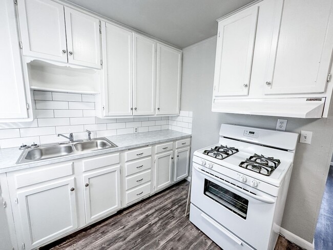 Building Photo - Updated 2bed/1bath in the heart of Midwest City