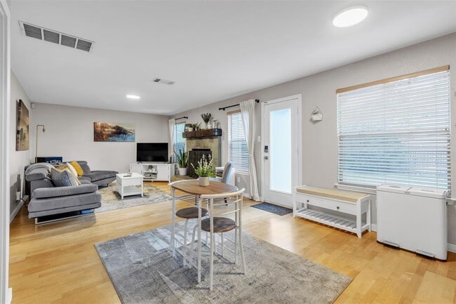 Building Photo - 7640 Elkhorn Mountain Trail