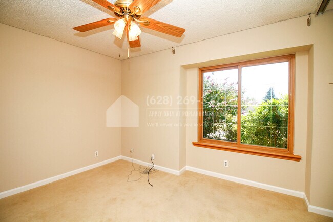 Building Photo - 33904 Abercrombie Pl