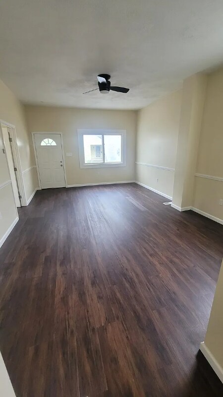 Foto del edificio - 4485 W 136th St