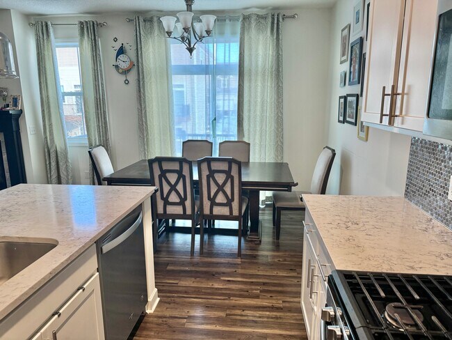 Foto del edificio - 6982 Archer Ct
