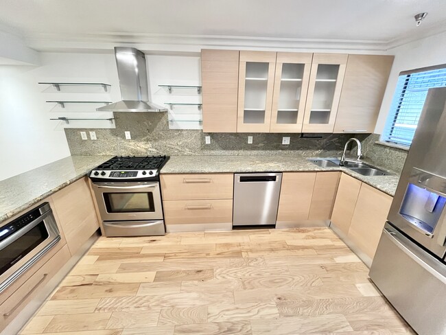 Foto del edificio - 11630 Chenault St