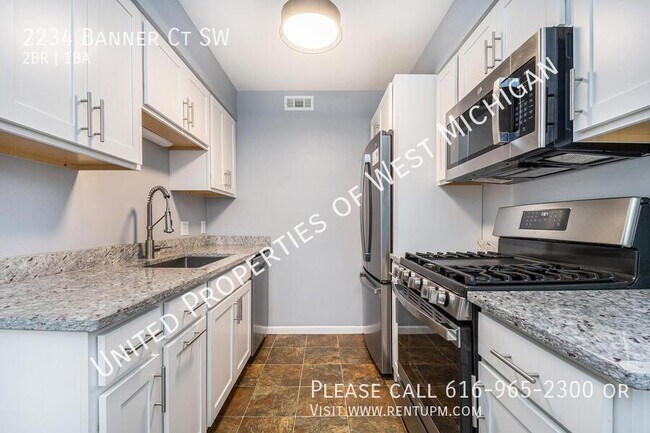 Building Photo - 2234 Banner Ct