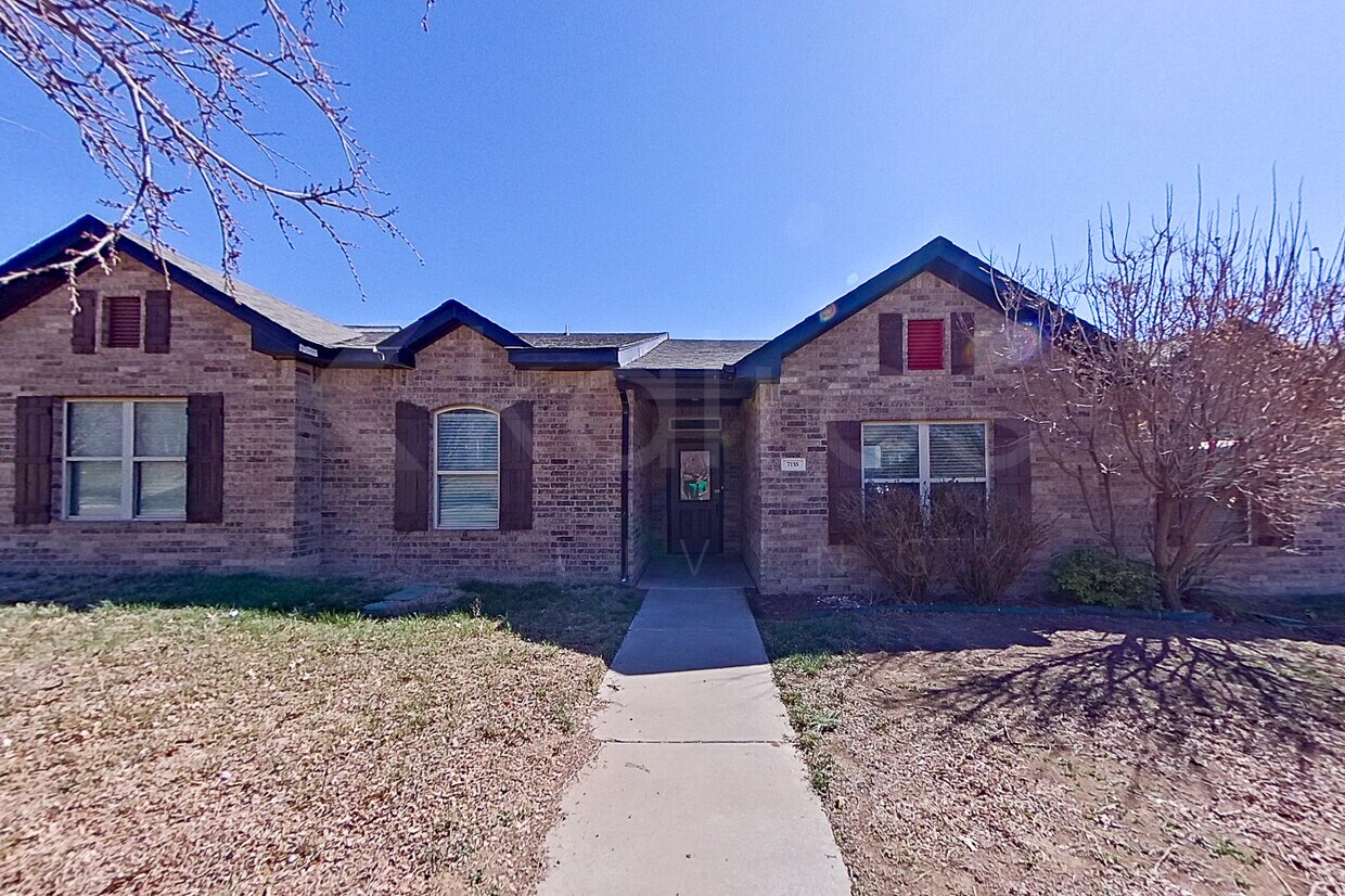 Primary Photo - 7135 Mosley St