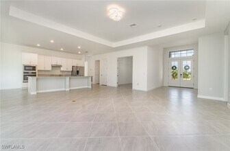 Building Photo - 11664 Canopy Loop