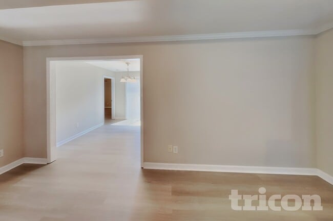 Building Photo - 138 Putter Point Dr