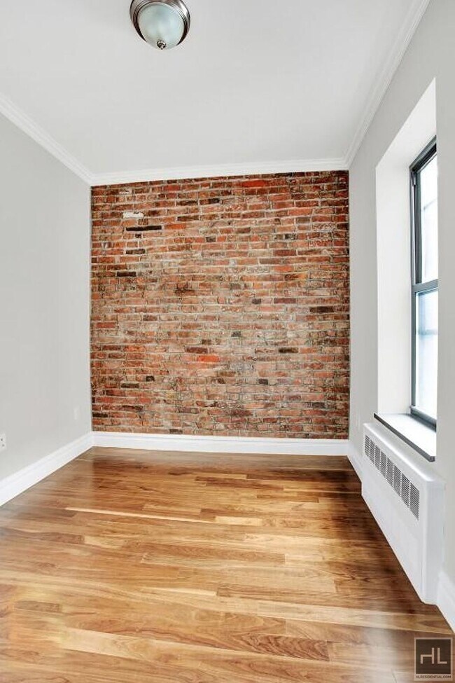 Foto del edificio - AMAZING ONE BEDROOM APARTMENT!! AMAZING DE...