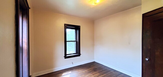 Building Photo - 316 S Hunter Ave