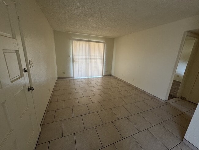 Foto del edificio - 4261 N 68th Dr