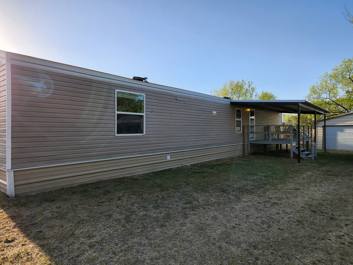 Primary Photo - 616 Co Rd 118B