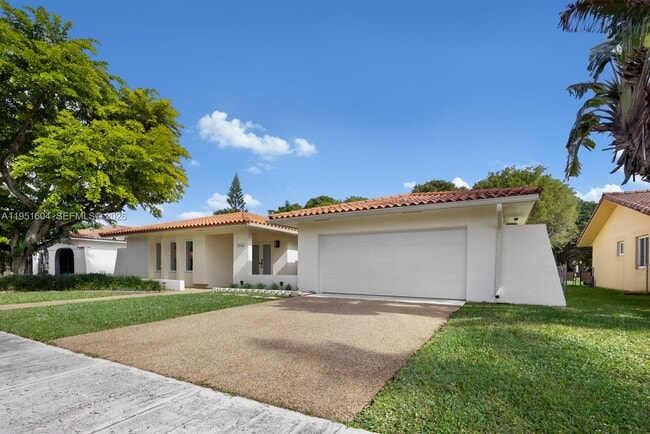 Building Photo - 2045 SW 125th Ct