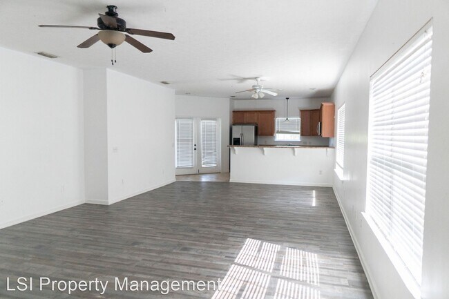 Building Photo - 3 br, 2 bath House - 3423 Ten Acres Road