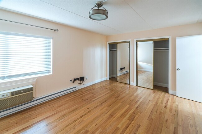 Foto del edificio - 28 Faxon St