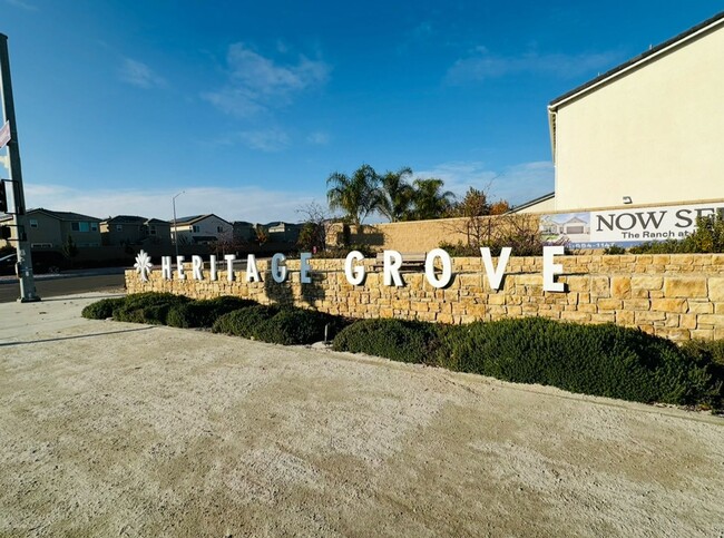 Foto del edificio - $2,650 Plum Tree, Move in Bonus $500 / Clovis Ave. & Shepherd, New 3 Bd House, Clovis, Heritage G...