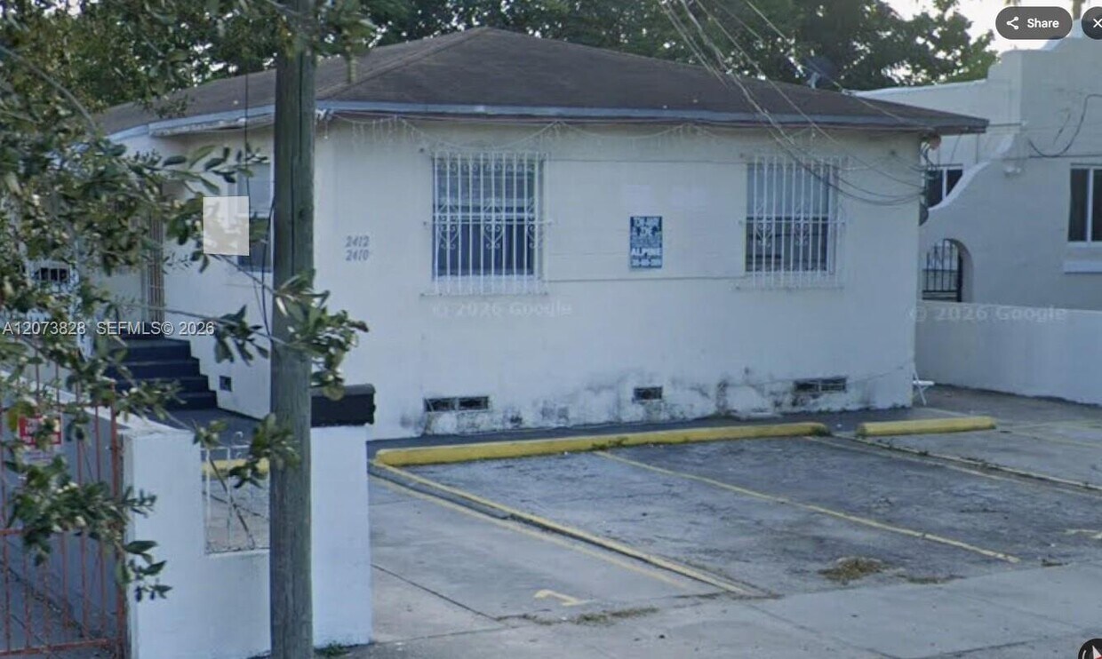 Building Photo - 2410 NW 34th St