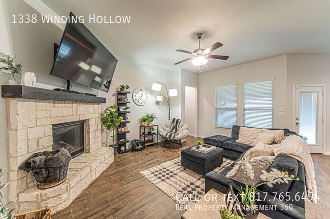 Building Photo - 1338 Winding Hollow Dr