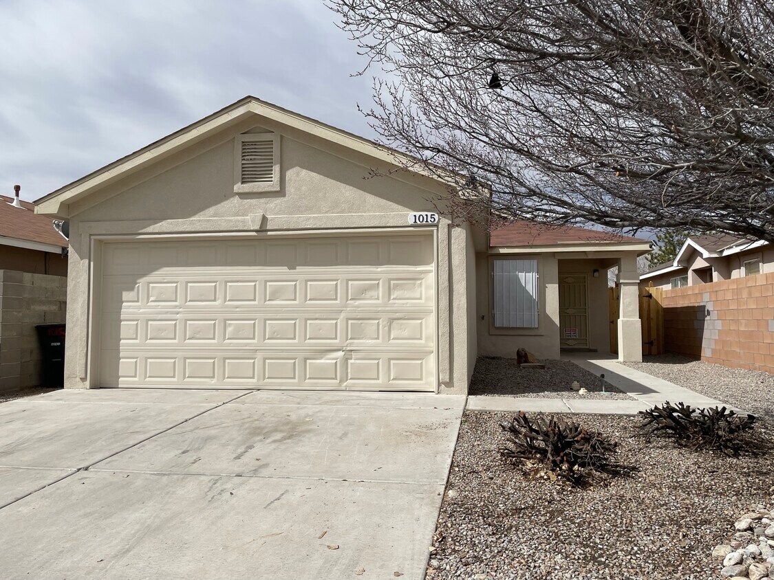 1015 72nd St NW, Albuquerque, NM 87121 House Rental in Albuquerque