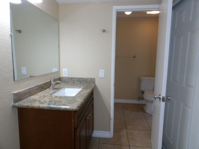 Foto del edificio - Spacious 2 Bed / 2 Bath Townhome in Resort...
