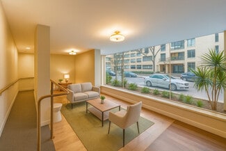 Lobby - The Ambassador East