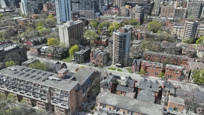  - 260 Sherbourne