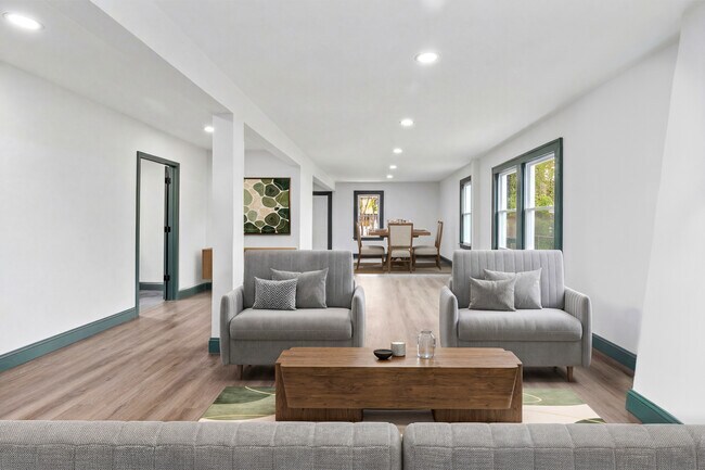 Foto del edificio - 15781 Washburn St