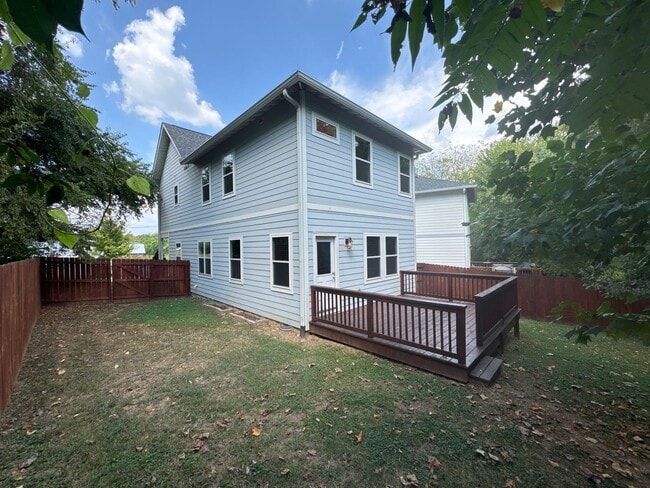 Photo - Stunning 3BR/2BA Home with Garage & Backya...