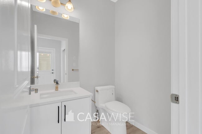 Building Photo - 4305-4338 Street - Main St