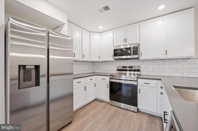 Foto del edificio - 1721 N 21st St