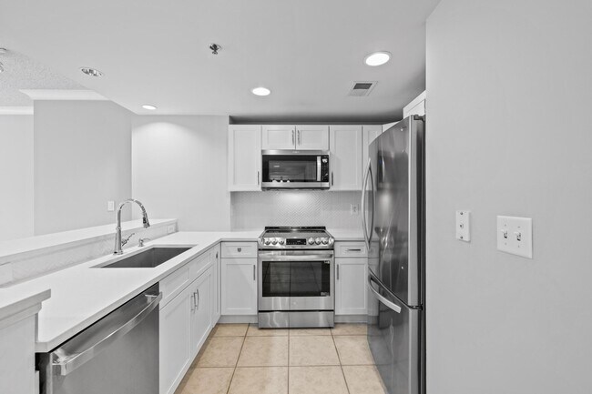 Foto del edificio - 777 7th St NW